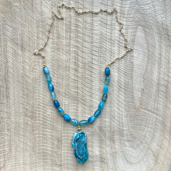 Agate oval bead necklace