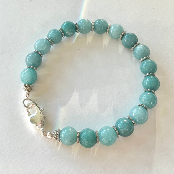 Quartz bead bracelet